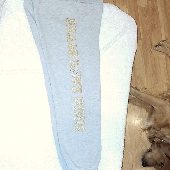 PINK capri sweats - Picture 2 of 4